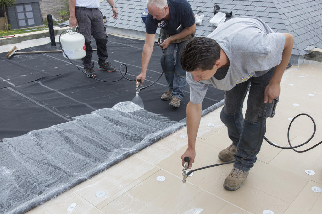 EPDM lijm of primer - colle ou primaire